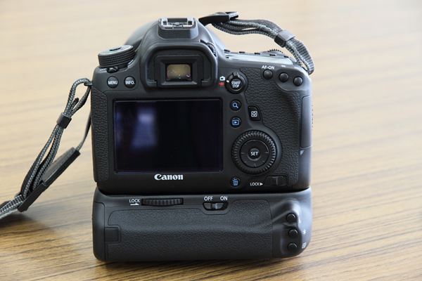 取扱店はCANON キャノン バッテリーグリップ EOS-6D BG-E13 デジタルカメラ